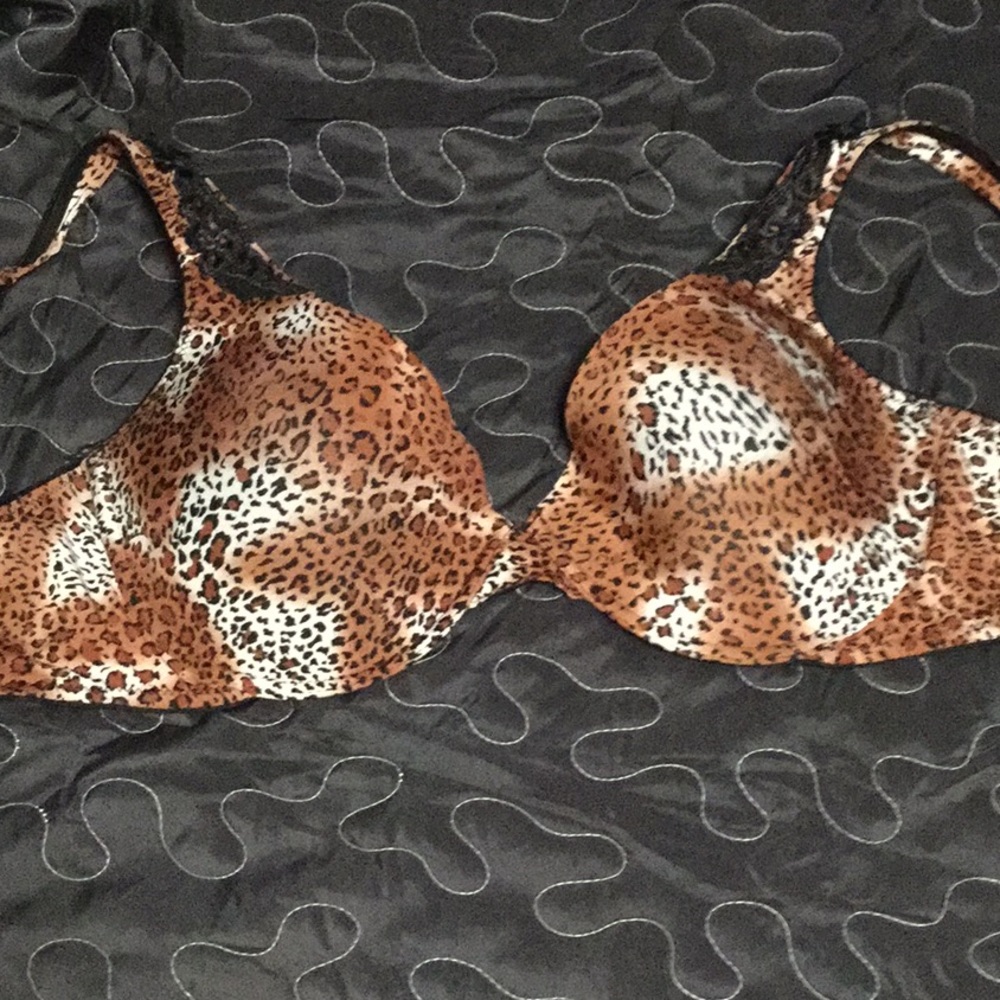 No tags...38D bra...